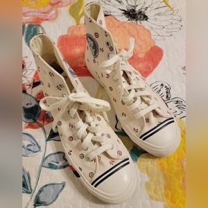 NWOT Pro-Keds Hi Ankle Sneaker with Floral Design, Mens 7.5, Ladies 9.5